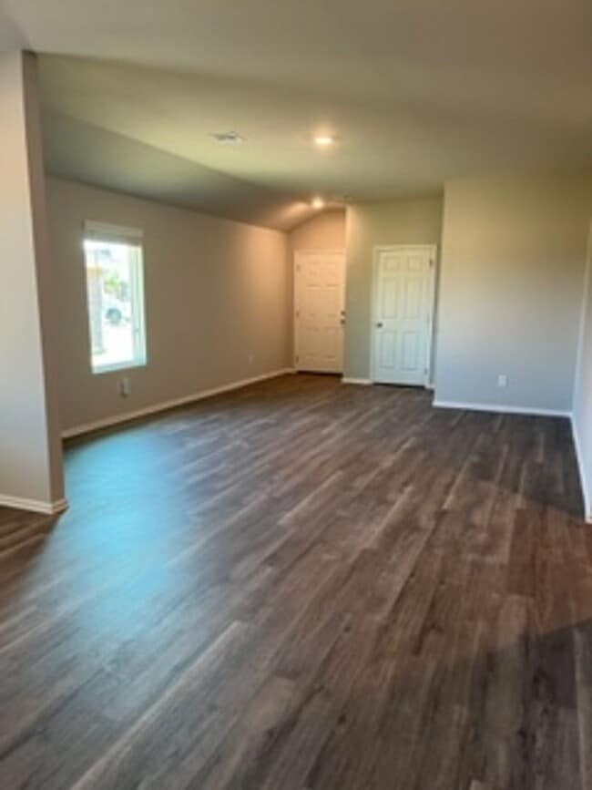 Building Photo - 1st Month Free!