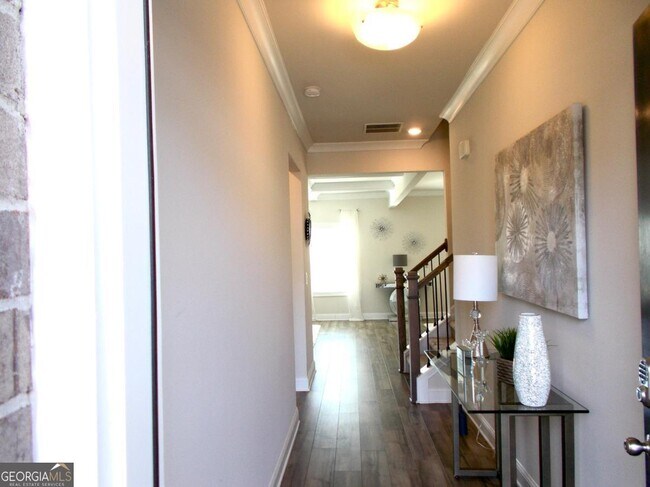 Foto del edificio - 612 Auburn Crossing Dr