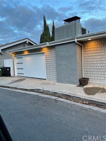 Building Photo - 3366 Troy Dr