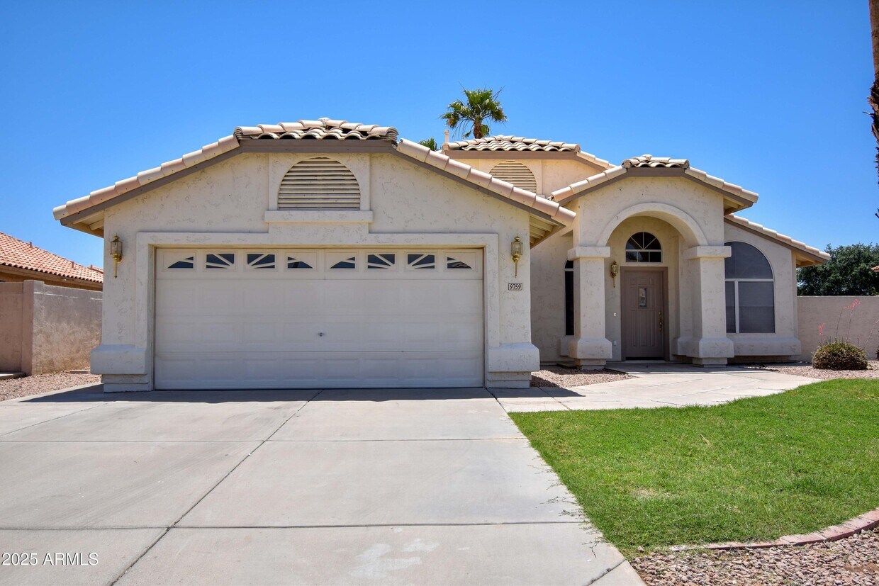 Primary Photo - 9759 W Mohawk Ln