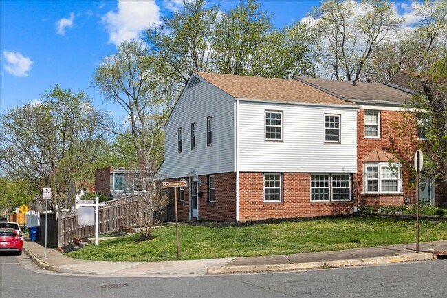 Foto del edificio - 239 Nottoway St SE