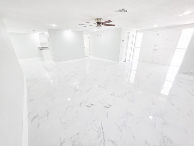 Building Photo - 7740 Sagebrush Dr