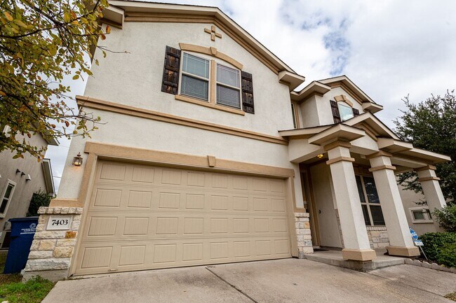 Foto del edificio - 3 Bedrooms, 2.5 Bathrooms – Stylish and Co...