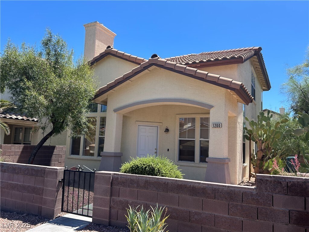 Foto principal - 1200 Valerio Ln