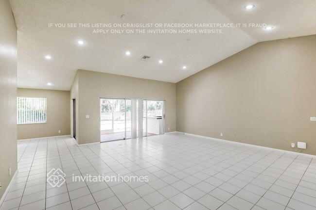 Foto del edificio - 8017 NW 83rd St