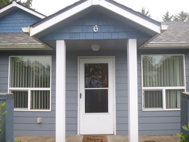 Foto del edificio - 1030 Mt Olympus Ave SE