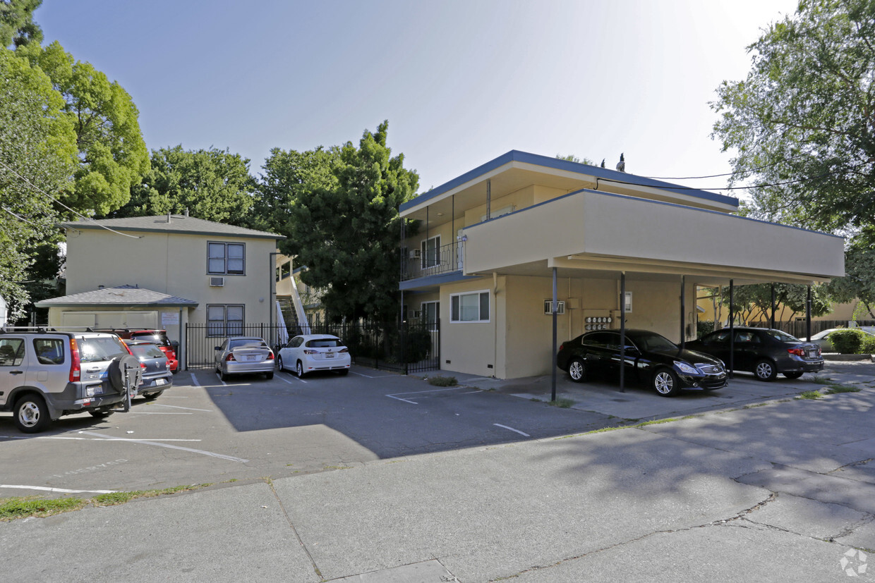 Building Photo - P Street Apartments