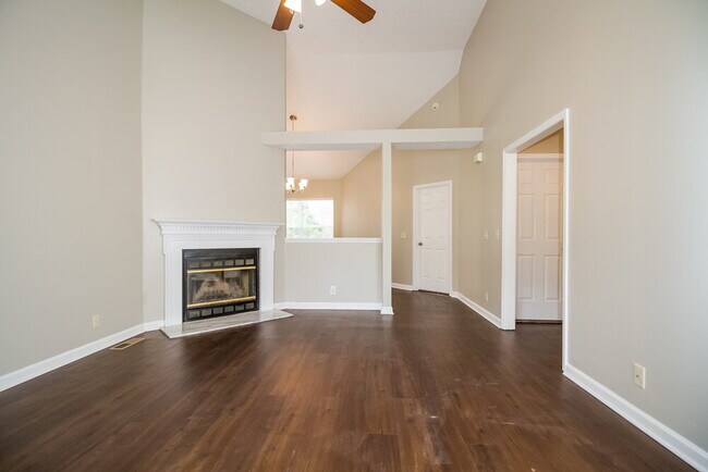 Foto del edificio - 1052 Cedar Creek Village Rd