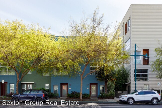 Building Photo - 2 br, 2.5 bath House - 1317 65th St