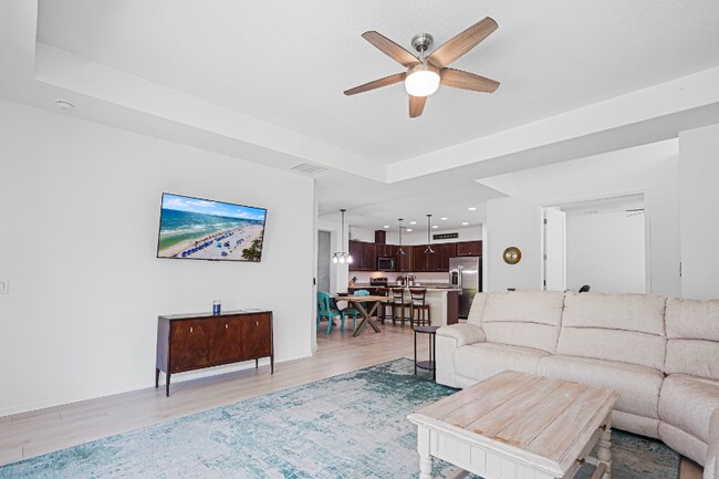 Foto del edificio - 9337 Cool Breeze Dr