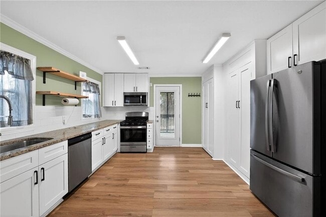 Foto del edificio - 871 Hargis St SE