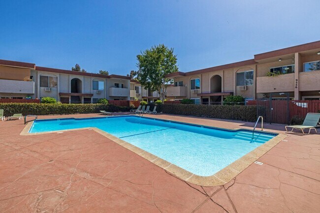Foto del edificio - Modern 1BD Retreat with Dishwasher, Pool & Spa
