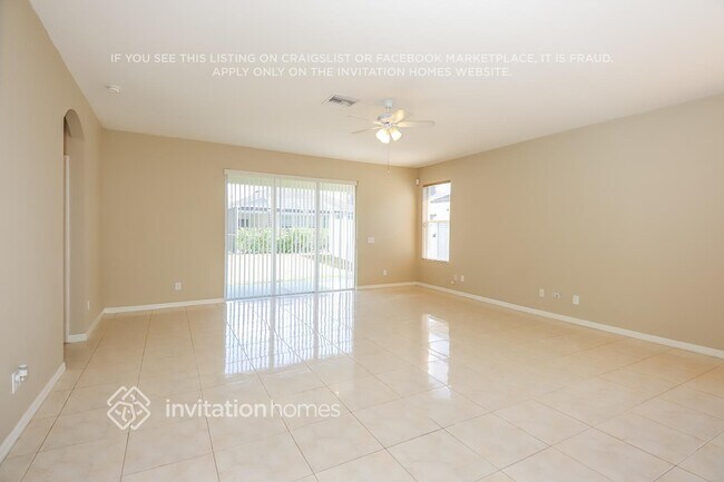 Building Photo - 1835 Raven Glen Dr