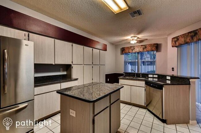 Building Photo - 13002 Whitnell Way