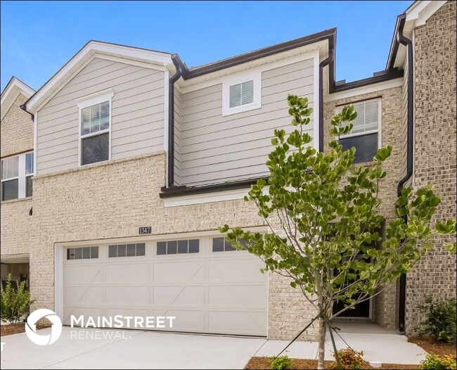 Building Photo - 1347 Sunny Lk Dr