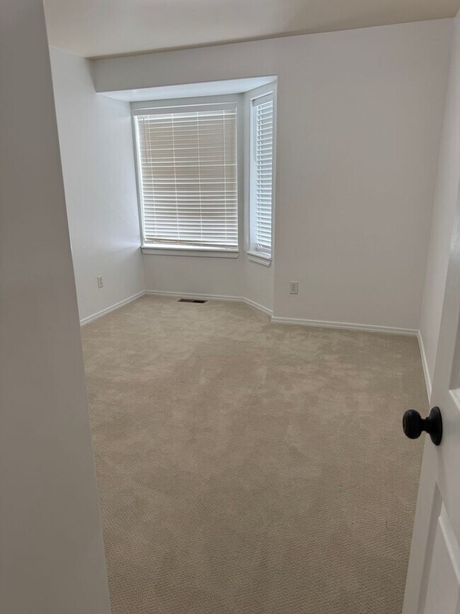 Foto del edificio - 3016 W Villard St