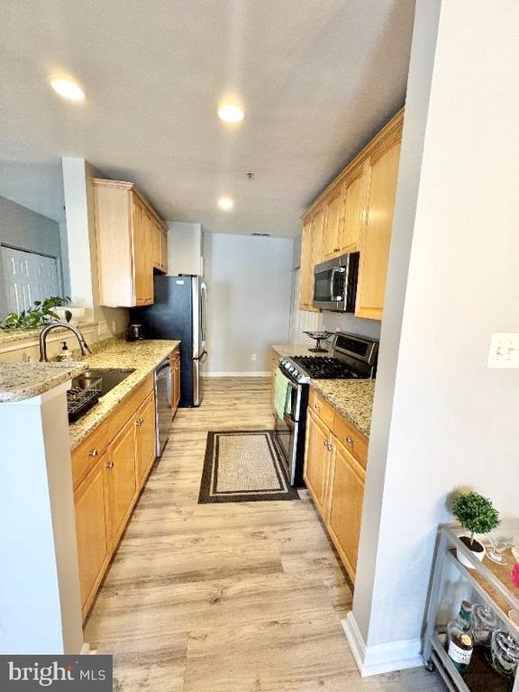 Foto del edificio - 25340 Lake Mist Square