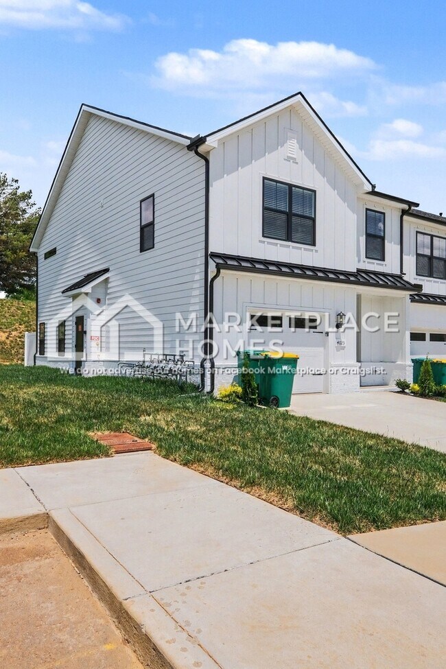 Building Photo - 4023 Norman Dr