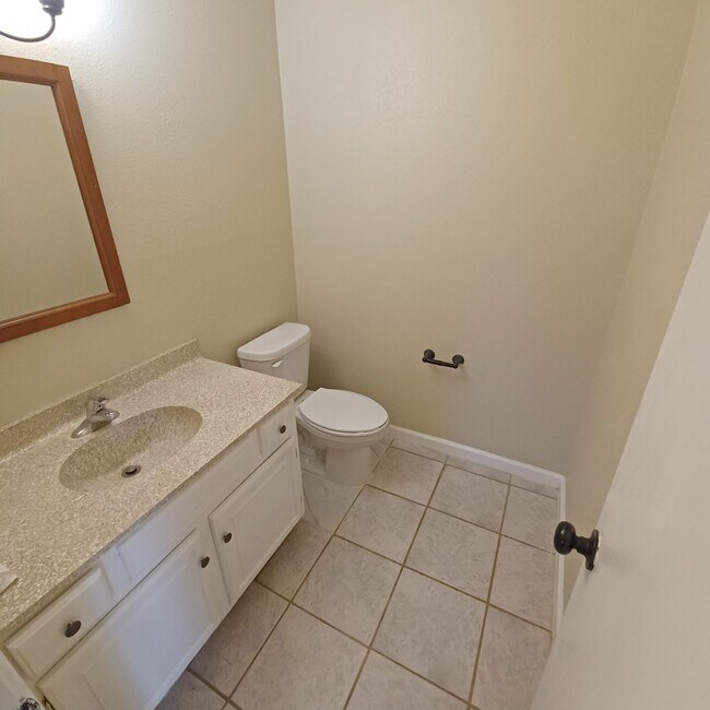 Foto del edificio - 3424 Northmoor St