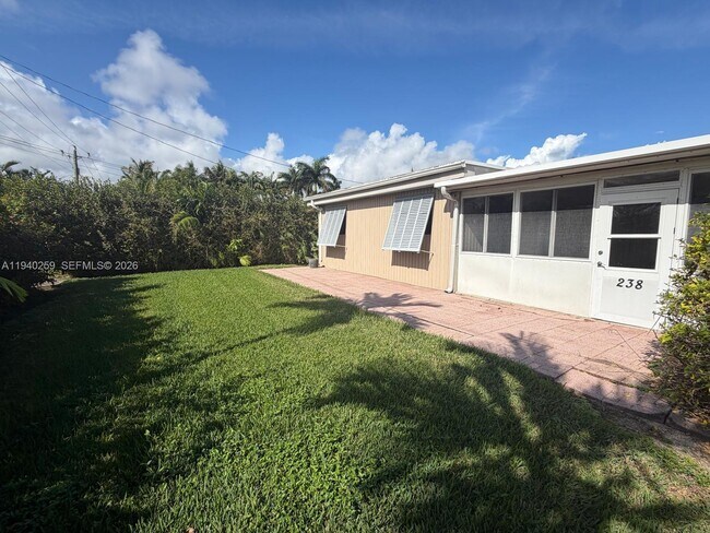 Foto del edificio - 238 SE 3rd St