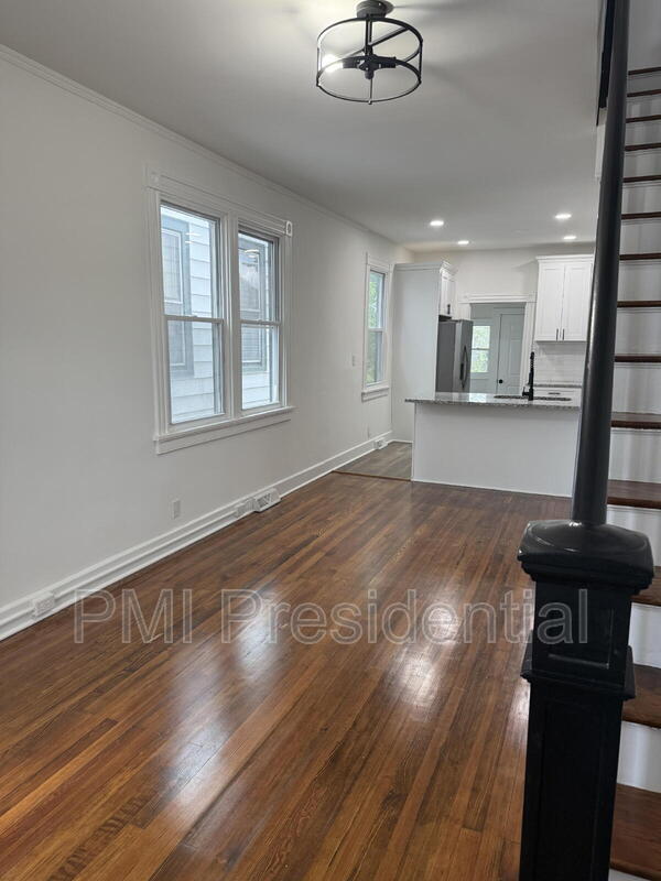 Building Photo - 1226 N 36th St