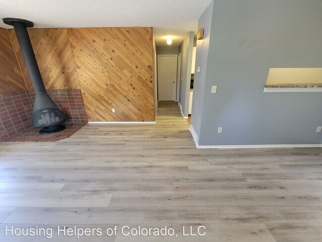 Foto del edificio - 1 br, 1 bath House - 1850 Ionic Dr. Unit E