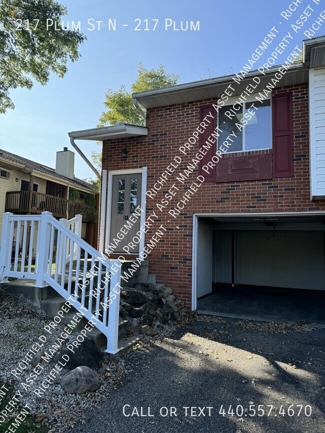 Foto del edificio - 217 Plum St N