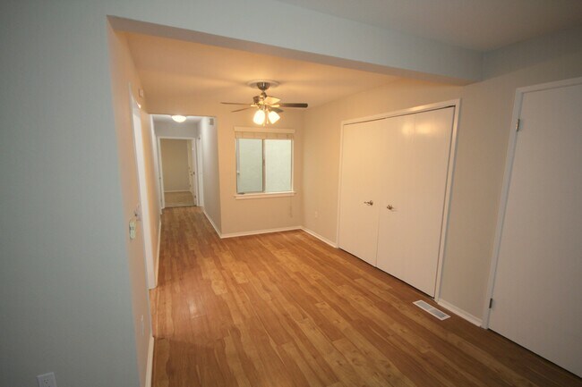 Building Photo - 19 Belle Avenue, Unit 2