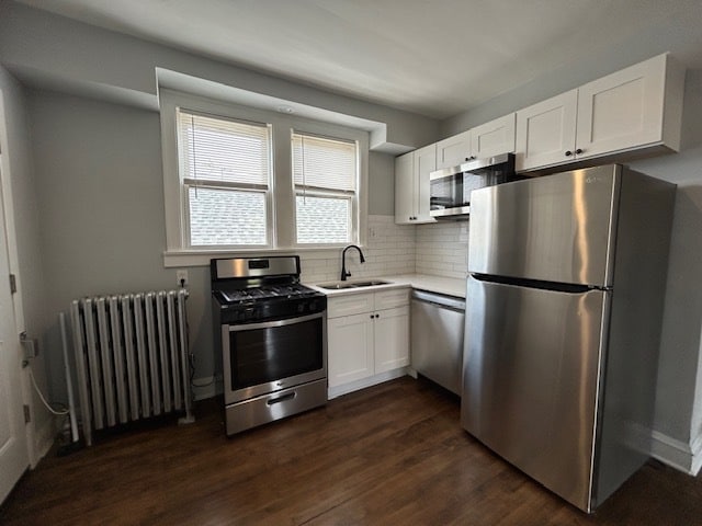 Building Photo - 3225 N Linder Ave