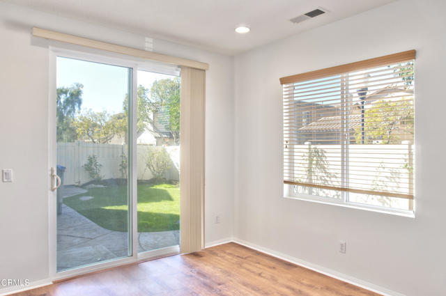 Foto del edificio - 428 Lakeview Ct