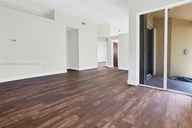 Building Photo - 5307 NW 113th Pl
