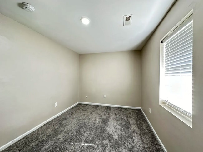 Foto del edificio - 306 Spangler Dr