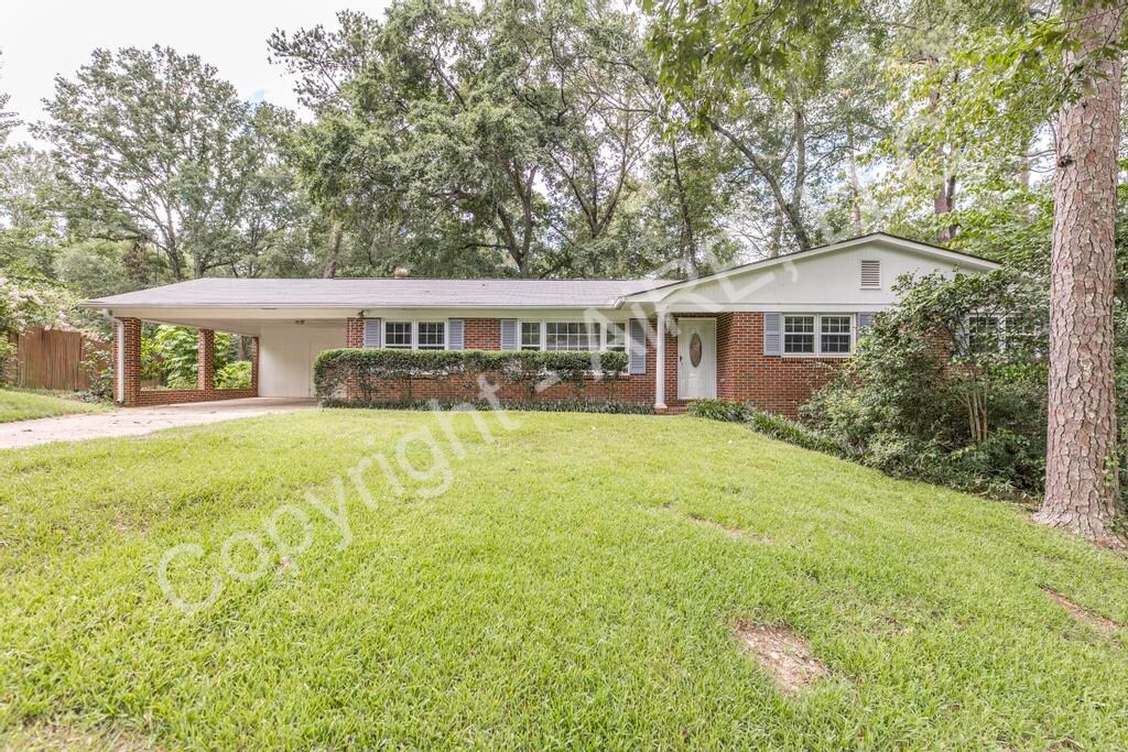 1035 S Pine Knoll Dr, Macon, GA 31204 House Rental in Macon, GA