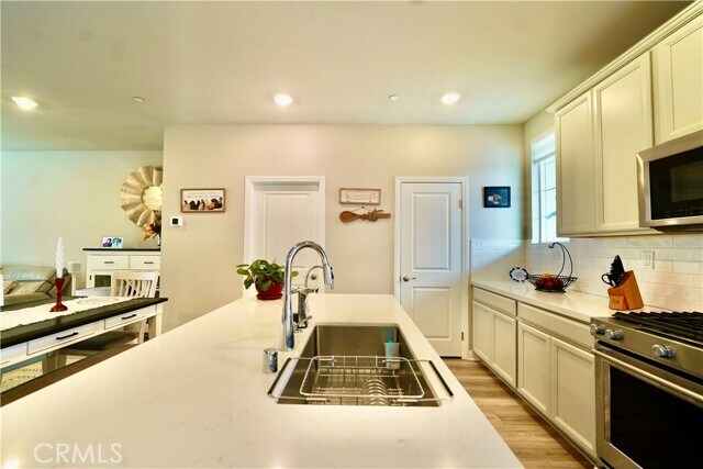 Foto del edificio - 1448 Sunrise Ln