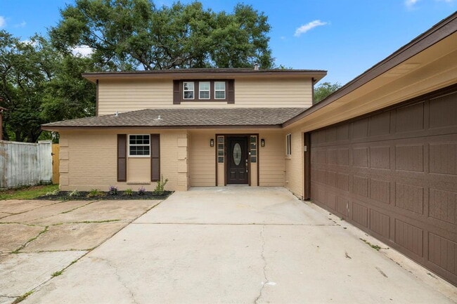 Photo - Remodeled 3-Bed Home with Office & Deck in...