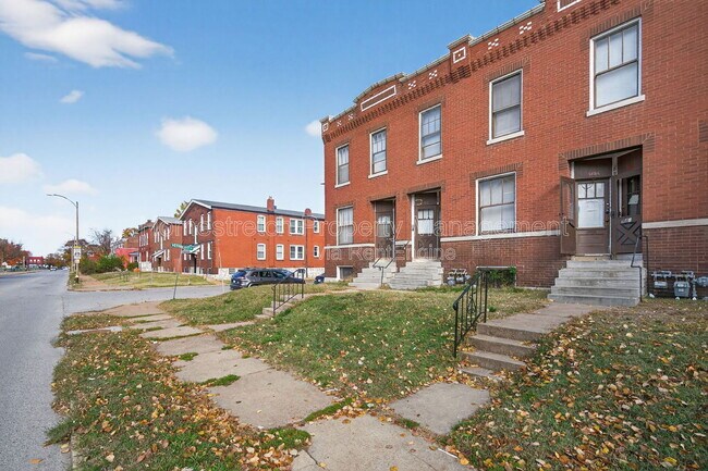 Foto del edificio - 551 Bates St