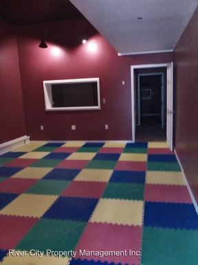 Building Photo - 3800 Dayton Blvd
