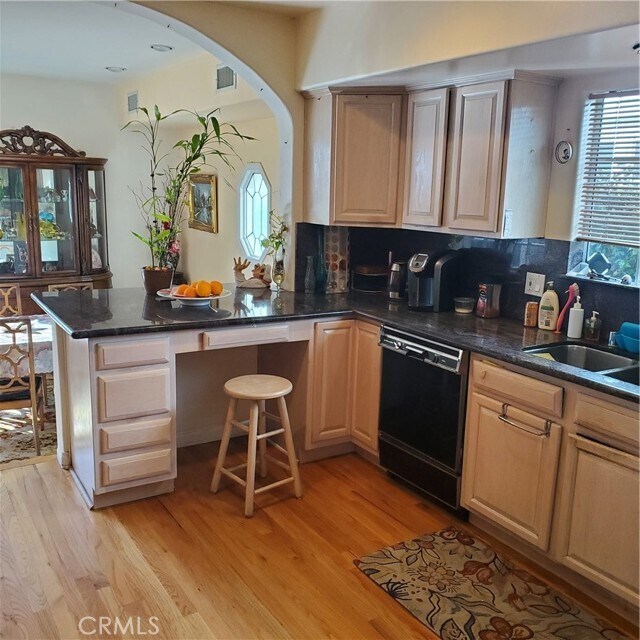 Foto del edificio - 12944 Woodbridge St
