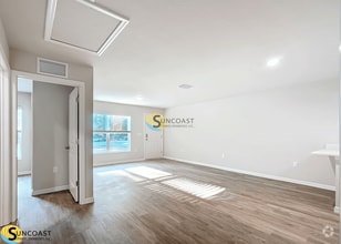 Building Photo - 9030 N Travis Dr