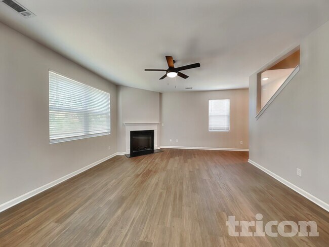 Building Photo - 1008 Eldon Ln