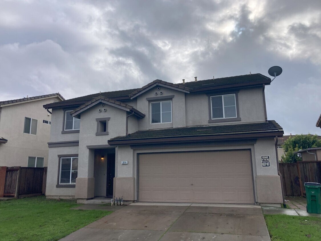 Stockton 4 Bedroom 3 Bathroom Home House Rental in Stockton, CA