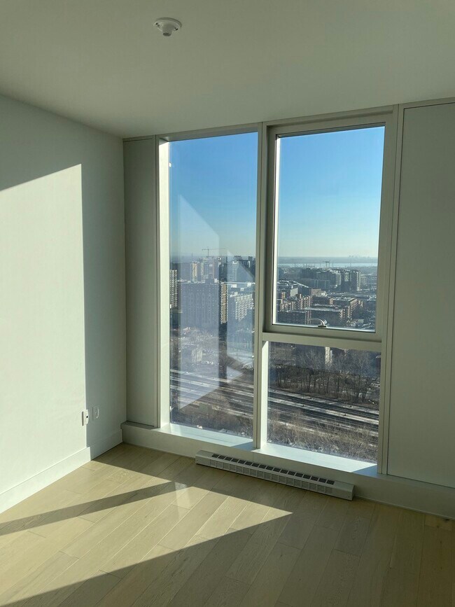 1400 RenéLévesque Unit 1813, Montréal, QC H3G 1T6 Condo for Rent in Montréal, QC