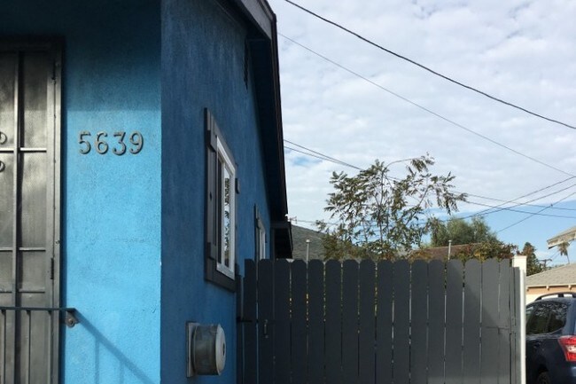 Foto del edificio - 5639 Stoll Dr