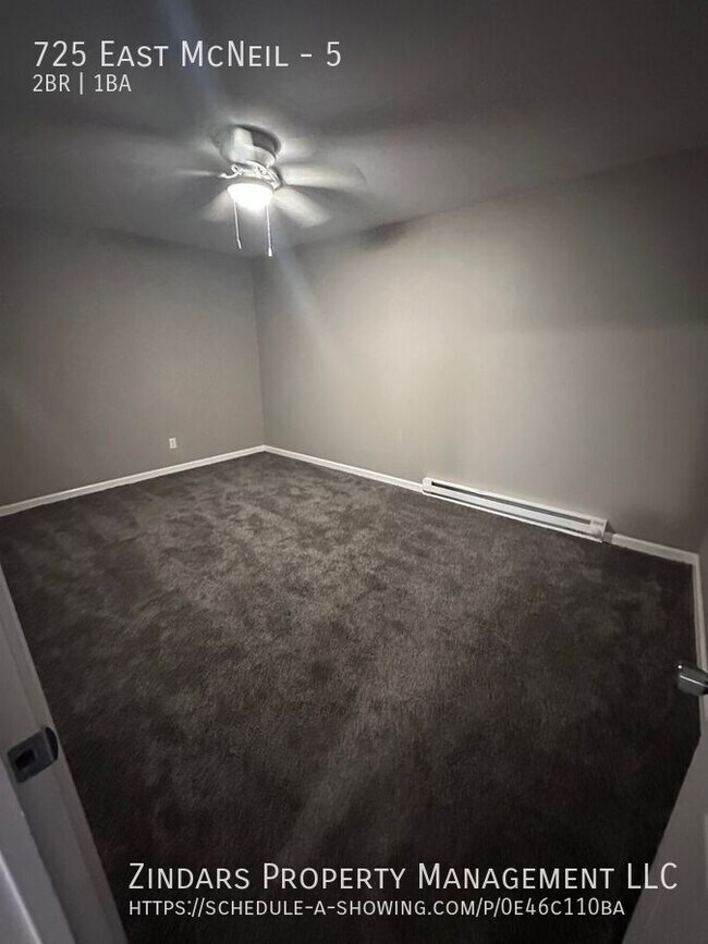 Foto del edificio - 725 East McNeil-5