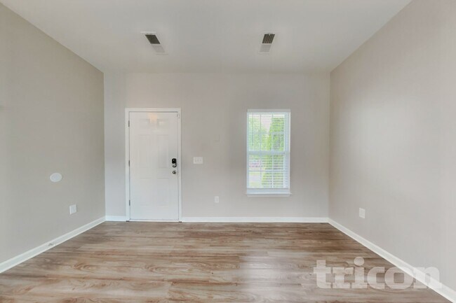 Foto del edificio - 4103 Laurel Creek Dr
