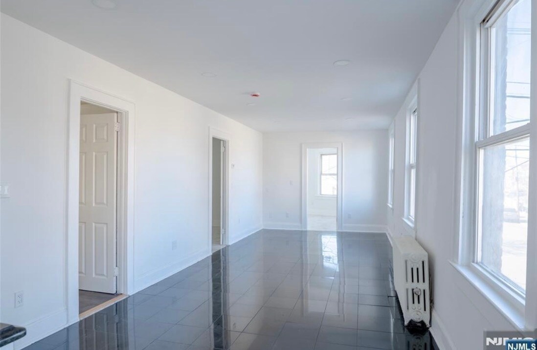 Foto principal - 254 Hudson Pl