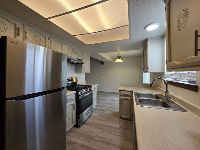 Building Photo - 2805 Vereda de Pueblo