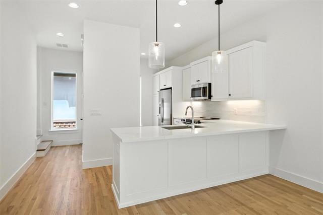 Foto del edificio - 5833 Oram St