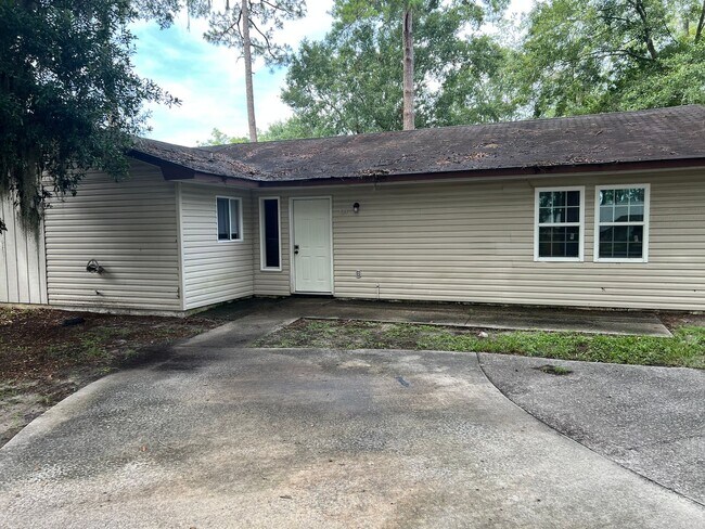 Foto del edificio - Beautiful 3bd/2ba home ready to rent