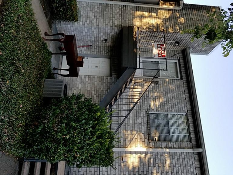 Primary Photo - 9700 Leawood Blvd